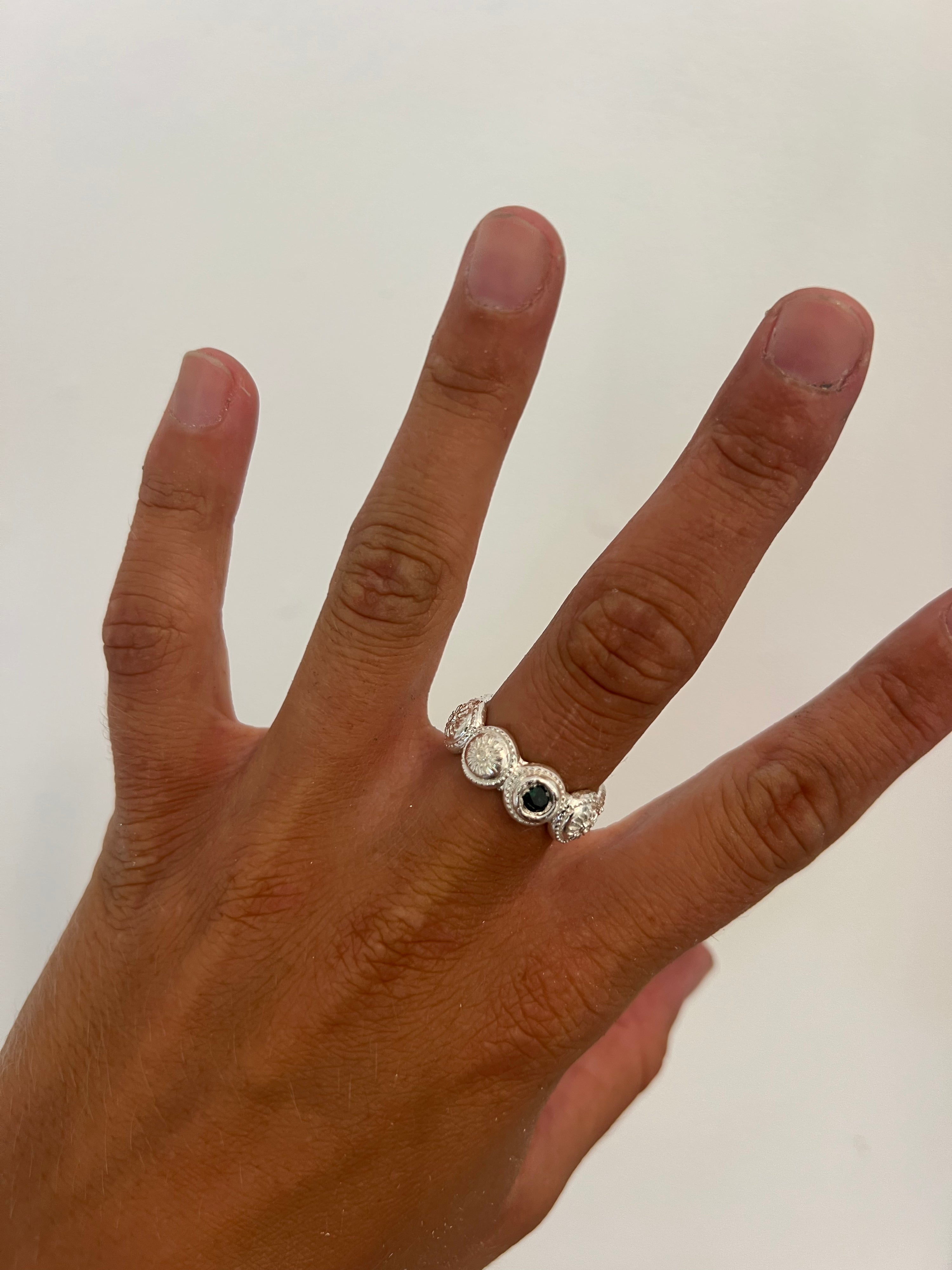 Stock sale Lozano ring